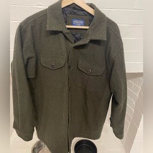 Pendleton Wool Quilted Shirt Jacket. Size Large.